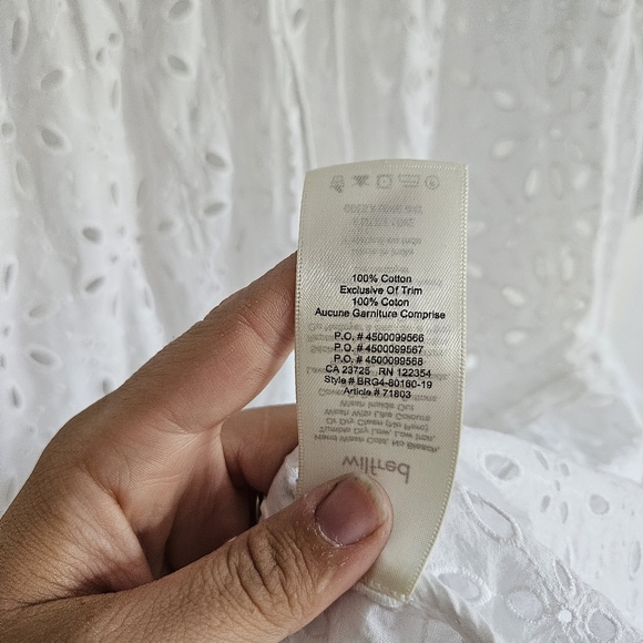 Aritzia- Wilfred La Boheme Gaia Eyelet White Lace Dress Size XS. - Picture 7 of 7